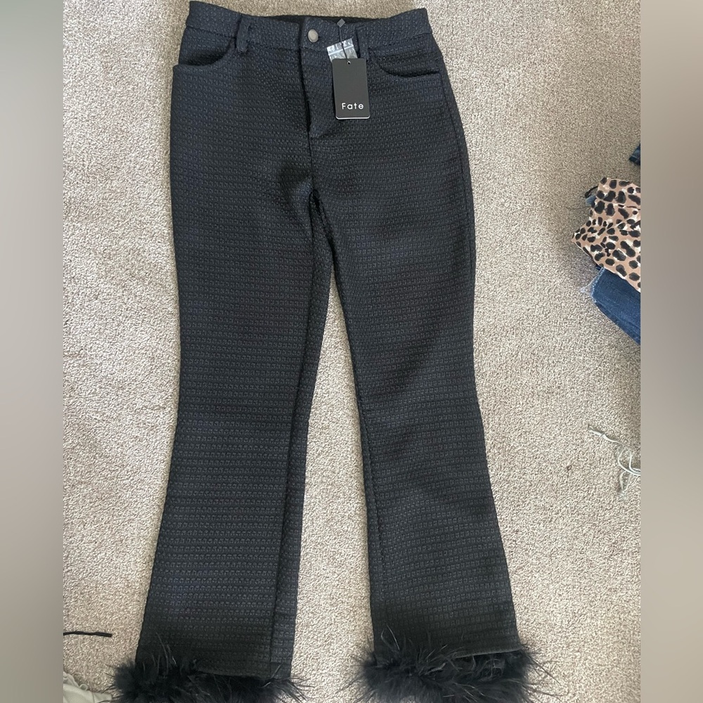 Fate fur trim black ankle pants size S